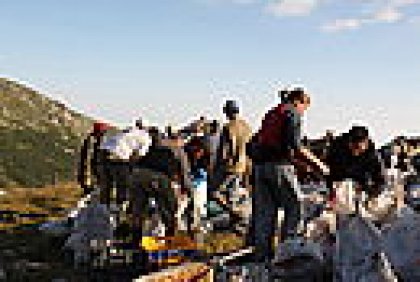 Volunteers Wanted for Mountain Clean-up