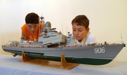 Bulgarian Students Win World Titles at 2015 NAVIGA World Championship for Ship Models in M-classes