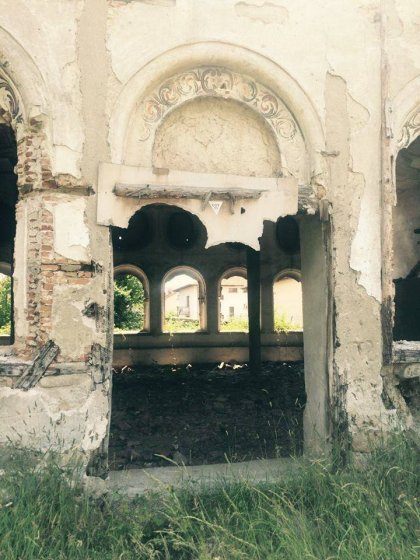 Синагогата в Самоков е в трагично състояние Синагогата в Самоков е в трагично състояние