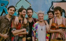 "Бохемиан Бетярс" са първите от поредицата "Съвременна унгарска популярна музика" "Бохемиан Бетярс" са първите от поредицата "Съвременна унгарска популярна музика"