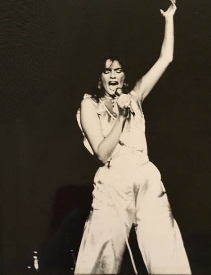 Нели Рангелова: Излизам, пея и буквално помитам конкуренцията Нели Рангелова: Излизам, пея и буквално помитам конкуренцията