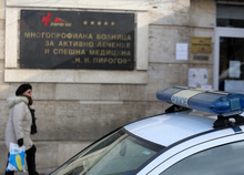 Неправоспособен шофьор предизвика катастрофа и рани тежко 15-годишно момиче 