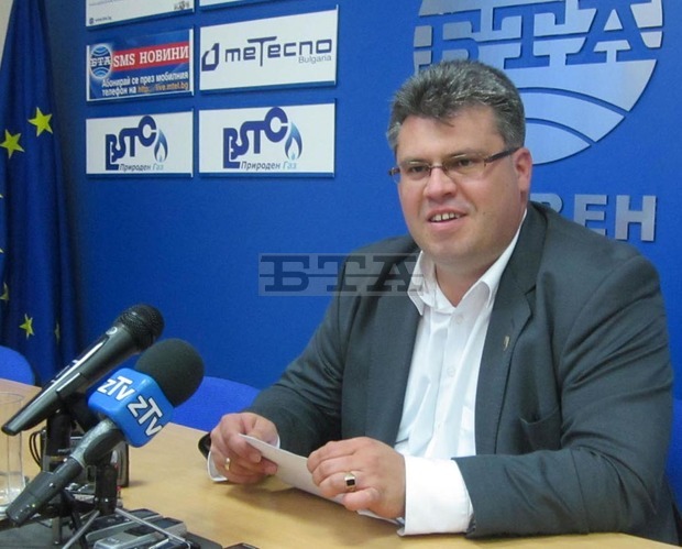 Община Плевен ще продаде плувния комплекс "Рай"