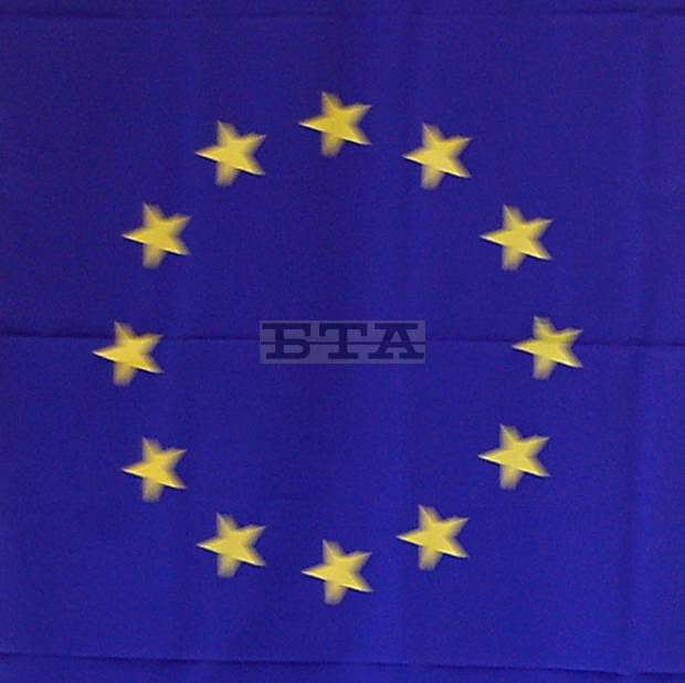 Младши посланиците на Европейския парламент от Пазарджик символично ще преподпишат Договора за присъединяване на България към Европейския съюз Младши посланиците на Европейския парламент от Пазарджик символично ще преподпишат Договора за присъединяване на България към Европейския съюз