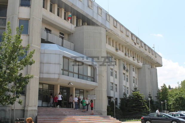 Самоделно оръжие и патрони са открити в мъж от търговищко село Самоделно оръжие и патрони са открити в мъж от търговищко село