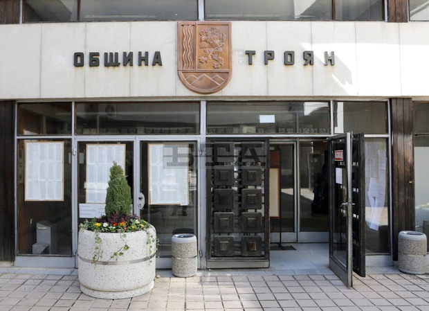 Чаши за кафе за вендинг автомати ще рекламират Троян като туристическа дестинация Чаши за кафе за вендинг автомати ще рекламират Троян като туристическа дестинация
