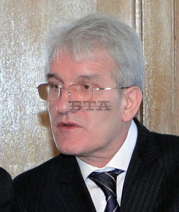 От ДПС смятат, че мнозинството не отправя послания, с които обществото да е спокойно, че ще има стабилно управление