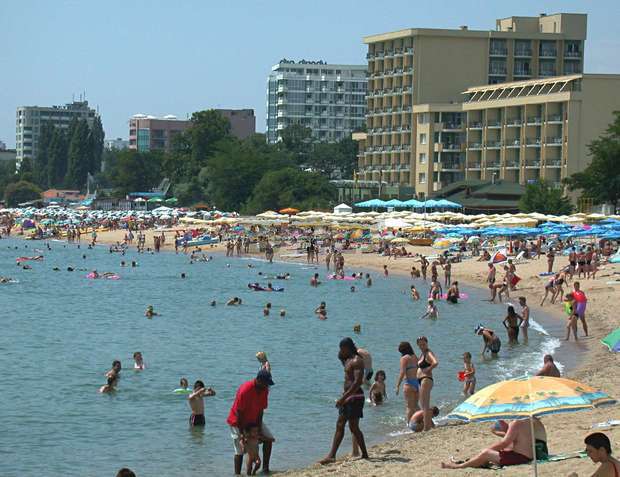 Германски турист е намерен  мъртъв  в "Златни пясъци"