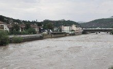Двойно се е повишило нивото на река Осъм в Ловеч и Троян през последното денонощие