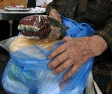 Община Трън предлага доставка на топла храна на нуждаещи се