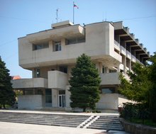 Румънският писател Валериу Бутулеску е тазгодишният носител на международната награда за къс хумористичен разказ "Алеко"
