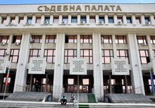 Продължават разпитите на свидетели в процеса за убийството на 8-годишната Александра от Поморие