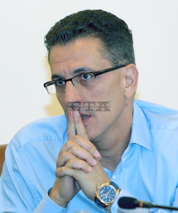 Община Пазарджик организира третия  национален конкурс за млади  поети "Димитър Бояджиев" 