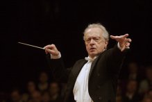 Легендата Антони Вит дирижира първия концерт на Софийската филхармония за 2020 година