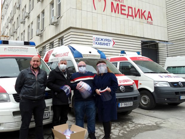 "МЕДИКА" получи поредните дарения на своя рожден ден "МЕДИКА" получи поредните дарения на своя рожден ден