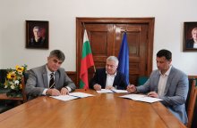 ПОДПИСАН Е МЕМОРАНДУМ ЗА СЪТРУДНИЧЕСТВО  МЕЖДУ РУСЕНСКИЯ УНИВЕРСИТЕТ „АНГЕЛ КЪНЧЕВ“, ИКОНОМИЧЕСКИЯ УНИВЕРСИТЕТ – ВАРНА И ШУМЕНСКИЯ УНИВЕРСИТЕТ „КОНСТАНТИН ПРЕСЛАВСКИ“