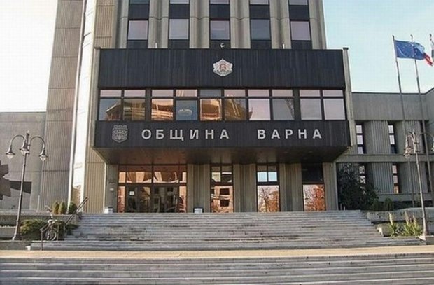 Служител на Община Варна е с положителна проба за коронавирус Служител на Община Варна е с положителна проба за коронавирус