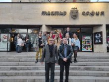 В Театър „София“ се състоя премиерата на „Цветята“