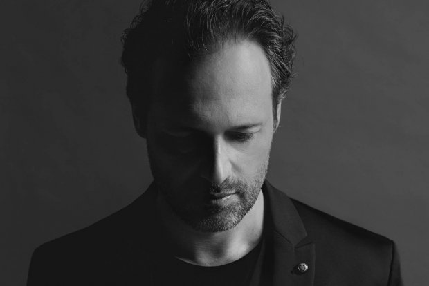 Маестро Саша Гьотцел гостува в зала "България" на 22 октомври