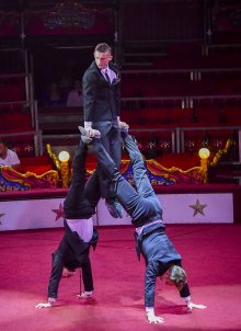 Тройно салто под купола на Академичен цирк „Балкански“