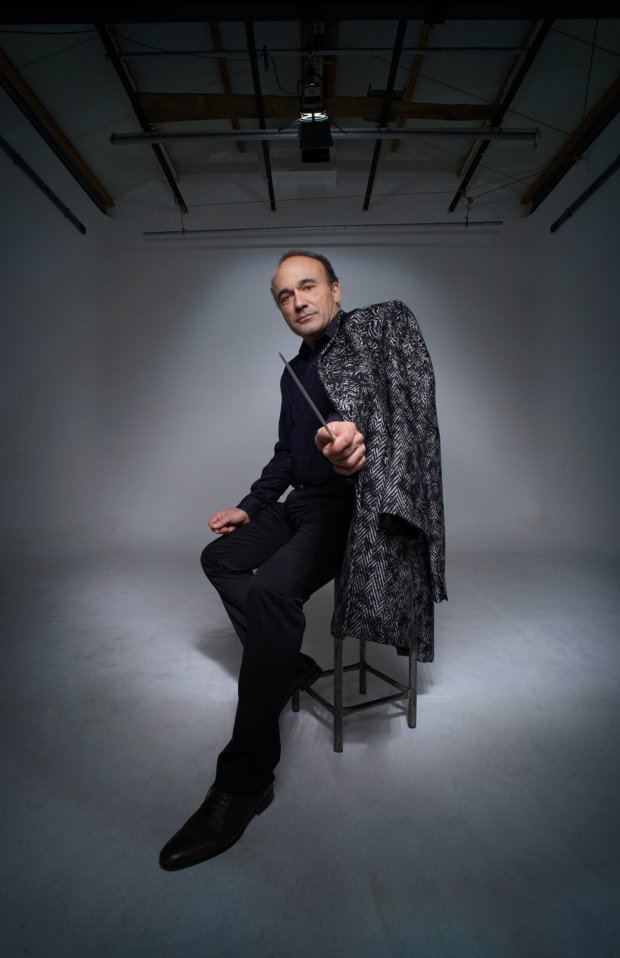 Софийската филхармония свири под диригентската палка на световнопризнатия маестро Фредерик Шаслен