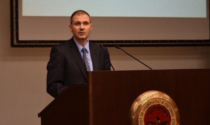 ИКОНОМИЧЕСКО ВЪЗДЕЙСТВИЕ НА ПАНДЕМИЯТА ОТ COVID-19 В БЪЛГАРИЯ ИКОНОМИЧЕСКО ВЪЗДЕЙСТВИЕ НА ПАНДЕМИЯТА ОТ COVID-19 В БЪЛГАРИЯ