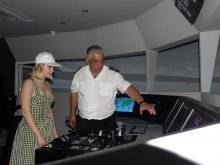 Мария Бакалова е кръстницата на първия български военен научноизследователски кораб