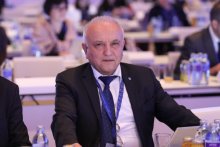 Екипи на БАН и на университетите са конкурентоспособни и се търсят за партньори от целия   свят за създаването на нови роботизирани технологии, каза проф. Костадин Костадинов