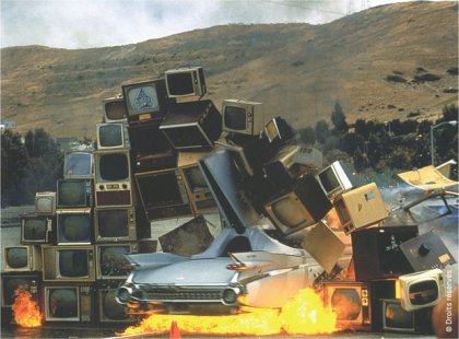 Изложба представя връзката между изкуството и архитектурата