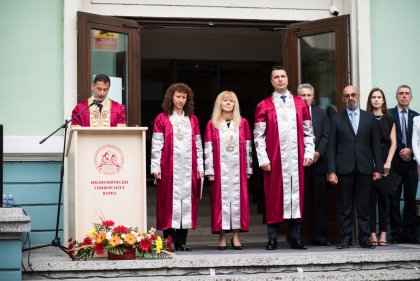 Икономически университет – Варна посреща новата академична година със 100% запълнени места по държавна поръчка Икономически университет – Варна посреща новата академична година със 100% запълнени места по държавна поръчка