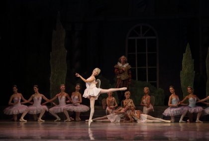 Българка участва в спектаклите на Кремълския балет