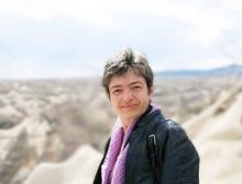 Неразказани истории за оперните фестивали събра в книга д-р Ема Жунич