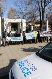 Interior Ministry Officers Cancel Protests as Unions Open Talks with Leaders
