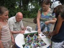 Конкурсът за лирика "Горчиво вино 2021" търси нови любовни шедьоври