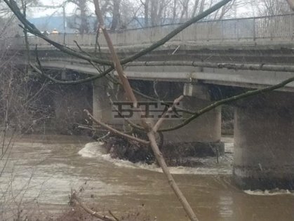 State of Emergency due to Torrential Rains Continues in Southern, Southwestern Bulgaria State of Emergency due to Torrential Rains Continues in Southern, Southwestern Bulgaria