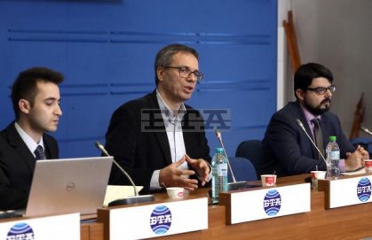 COVID-19 Related Disinformation Content Most Common on Bulgarian Social Media During Election Campaign COVID-19 Related Disinformation Content Most Common on Bulgarian Social Media During Election Campaign