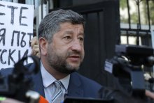 Нито глас за Пеевски, призовава Христо Иванов от Велико Търново