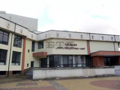 Инициатива "Нарисувай картичка за мама" започна в Трън Инициатива "Нарисувай картичка за мама" започна в Трън