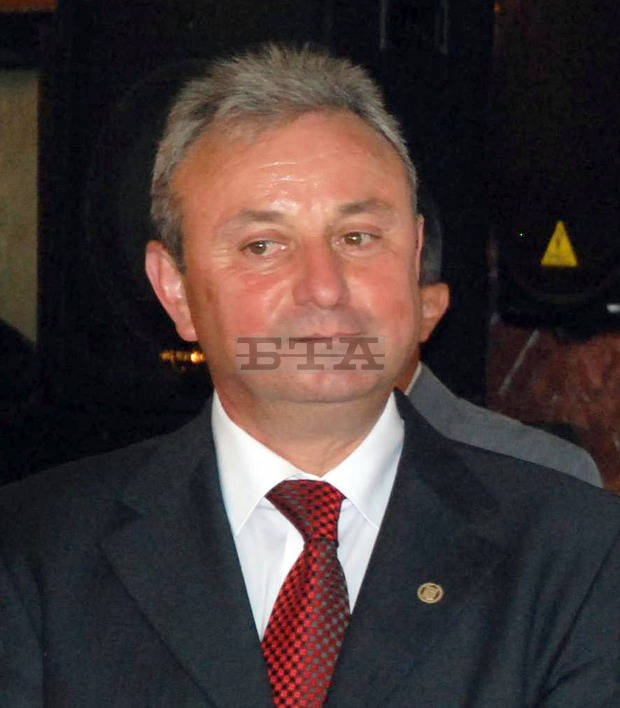 Според общинските съветници от групата на БСП в Ловеч Общината е в много тежко финансово състояние